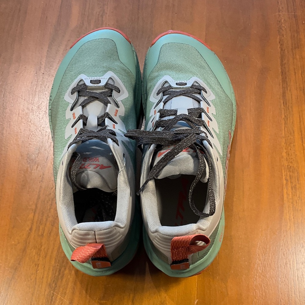 Altra Wild 3+ sample Green Trail Shoes with Orange Accents - Picture 3 of 4